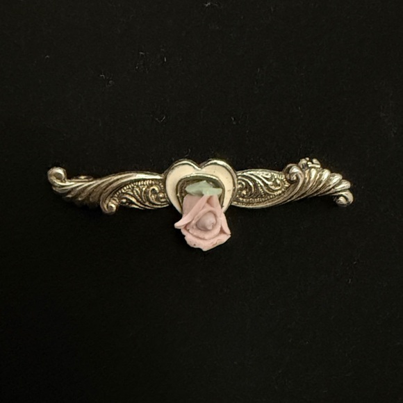 Ceramica Gatti 1928 Jewelry - Elegant 1928 Rose Brooch